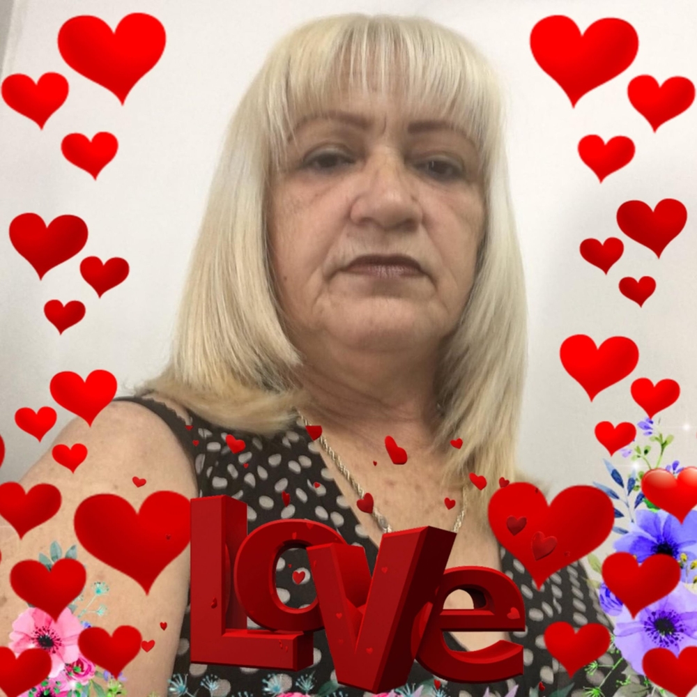 Meet your Posher, Zoila